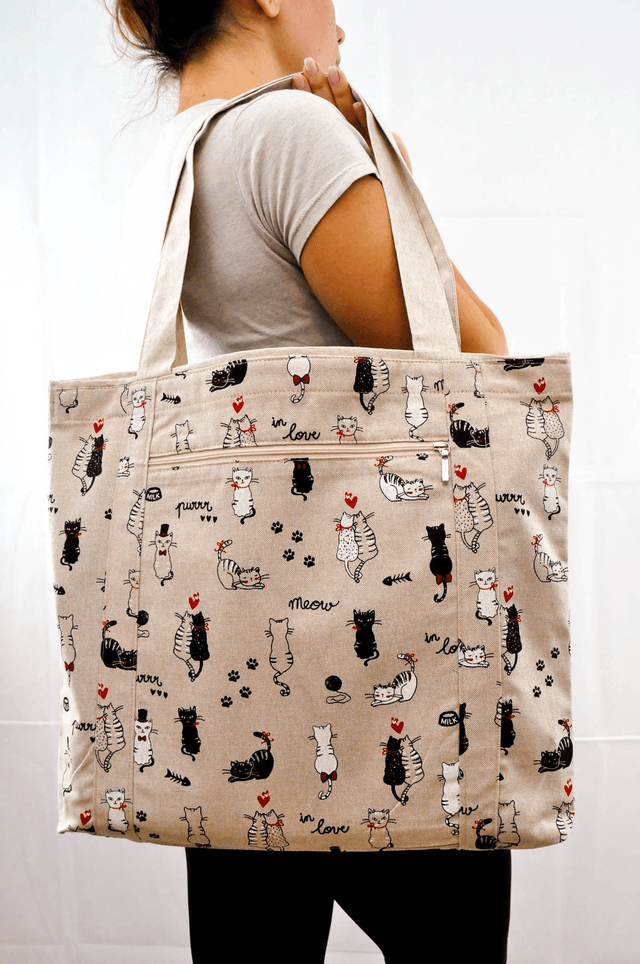 Little Cat Lovers Print Shopping Tote