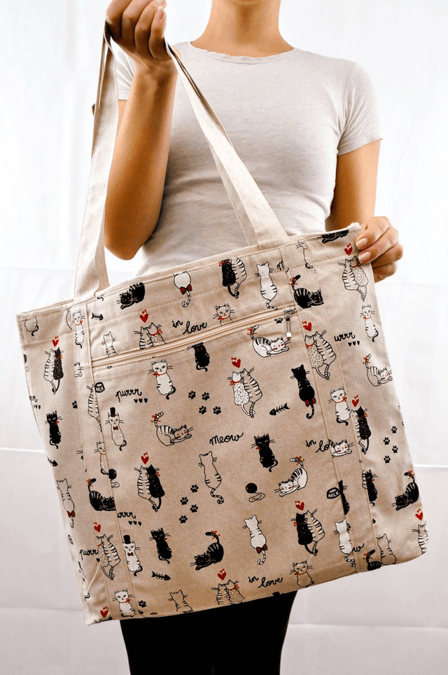 Little Cat Lovers Print Shopping Tote