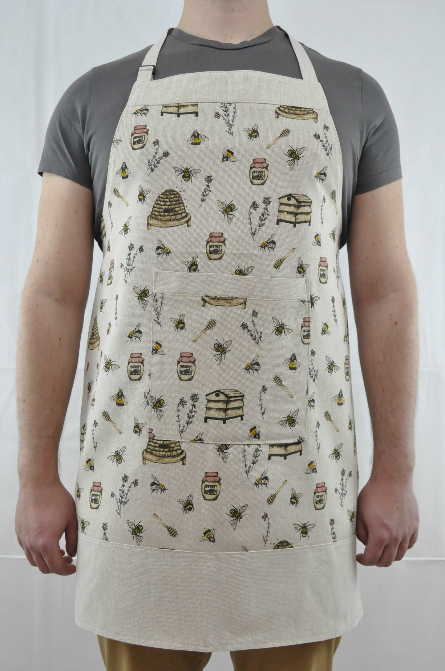 honey  čebelnjak  čebelar  čebela  beekeeping  beehive  women  Textile  Protection  Print  predpasnik  playful  Modern  men  kuhinjski pripomočki  Kitchen  housewife  gospodinja  Gift  fun  Dinner  darilo  Cotton  Cooking  colorful  clothes  Celebration  bombaž  bday