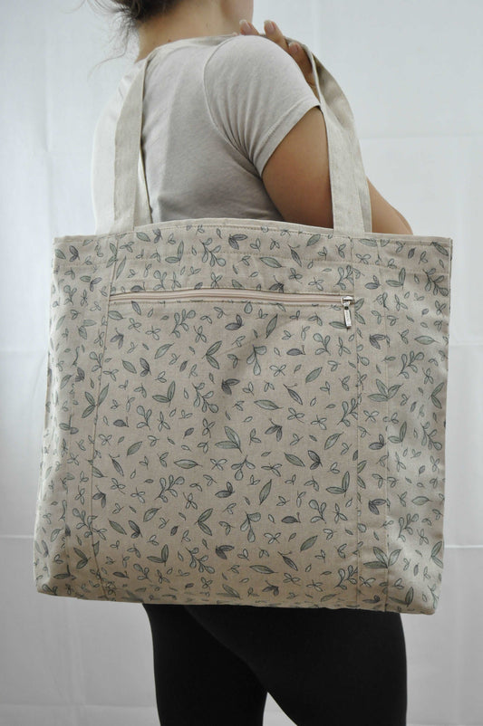 listki  listi  leaves  zeleno  women  trip  trgovina  tree  tote  torba  Textile  tekstil  store  shopping bag  shopping  shop  Protection  Print  poppy  playful  nature  narava  nakup  Modern  mak  kupovanje  kuhinjski pripomočki  kuhinja  Kitchen  housewife  gozd  gospodinja  Gift  fun  flower  family  družina  drevo  drevesa  Dinner  darilo  Cotton  colorful  Celebration  cekr  cekar  bombaž  bday